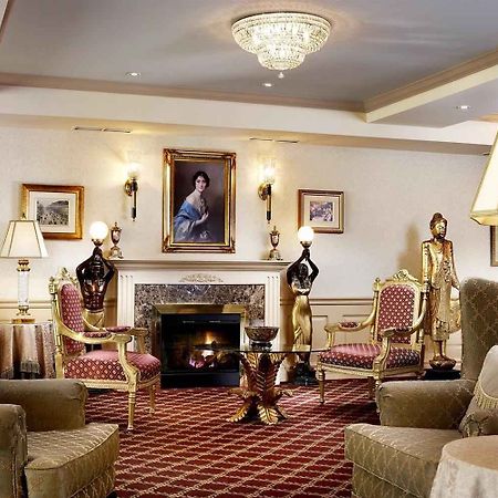 Four Points By Sheraton Toronto Lakeshore Номер фото